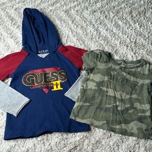 5 boys guess blue red gray hoodie, and short sleeve Old Navy camo T-shirt